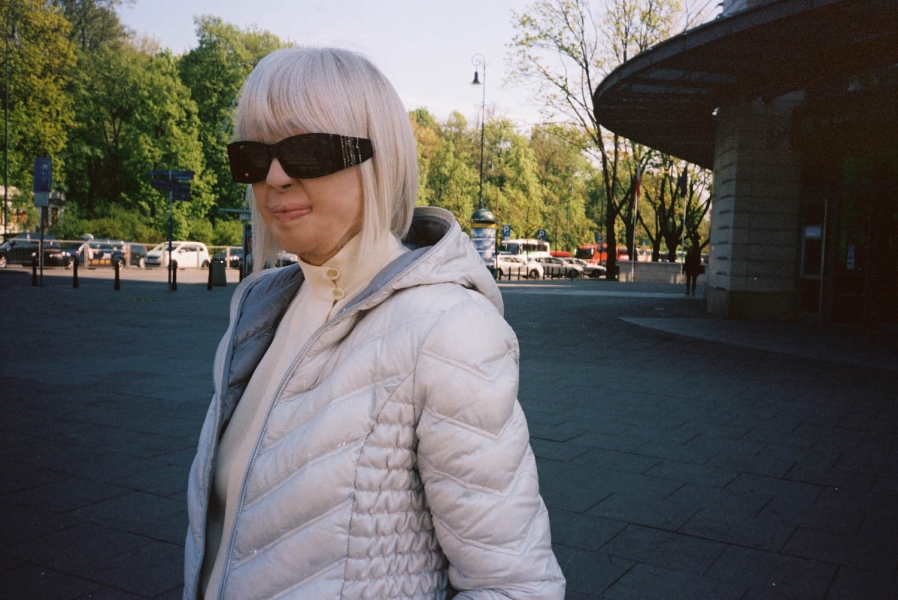 https://www.barbaraarcuschin.site/files/gimgs/th-7_Roll1_00000010_2.jpg